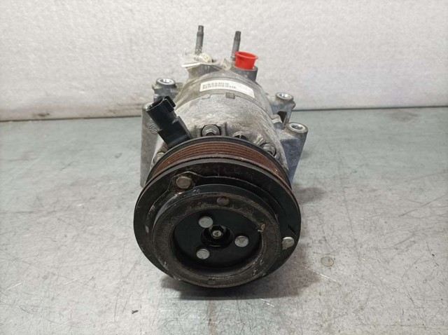 Sprężarka klimatyzacji AV1119D629AC FORD
