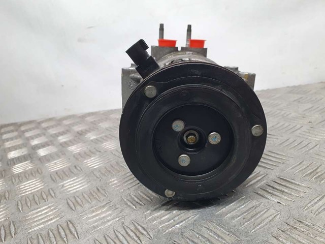 Sprężarka klimatyzacji AV1119D629AC FORD