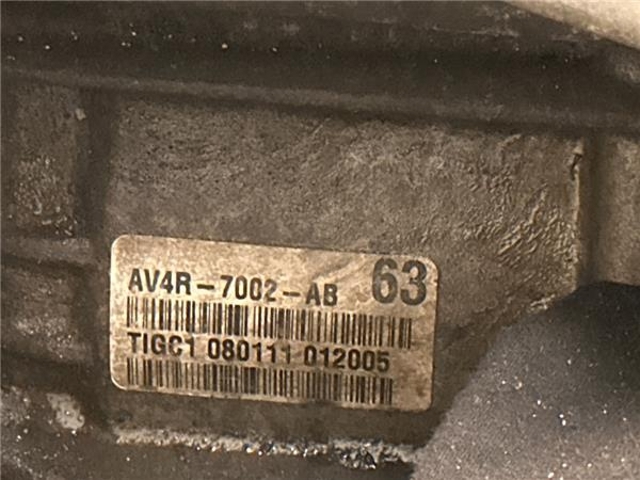 Mechaniczna skrzynia biegów w komplecie AV4R7002AB FORD