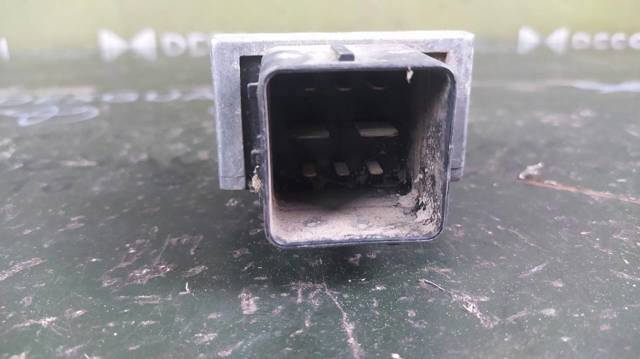 AV6112A343BA Land Rover