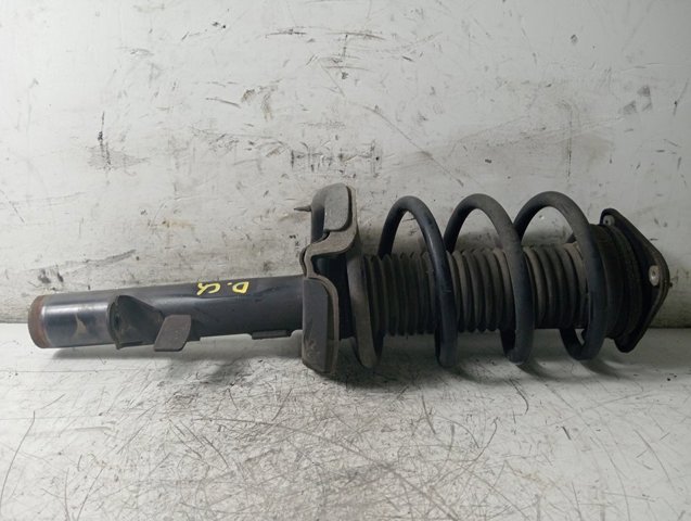 Amortyzator przedni Ford Focus 3 CB8