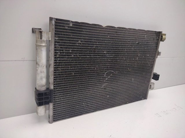 AV6119710BB Ford