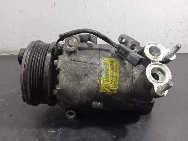 AV6119D629DB Land Rover