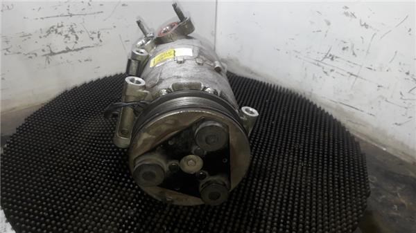 Sprężarka klimatyzacji AV6119D629DC FORD