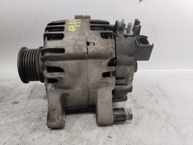 Alternator AV6N10300DC FORD