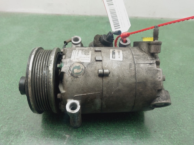 Sprężarka klimatyzacji AV6N19D629BC FORD