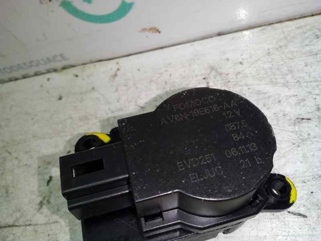 Silniczek klapy nagrzewnicy AV6N19E616AA FORD