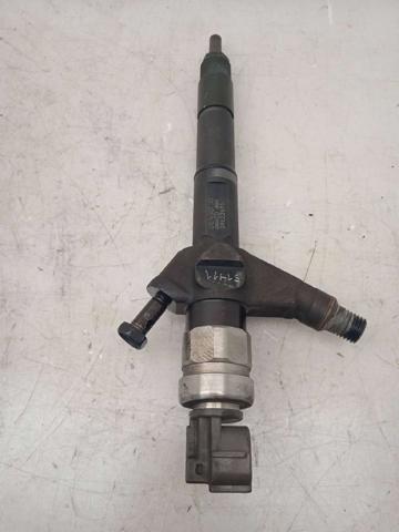 Wtryskiwacz paliwa AW400AW4 NISSAN