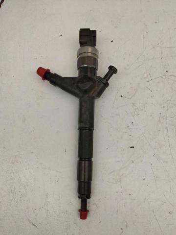 Wtryskiwacz paliwa AW420 NISSAN