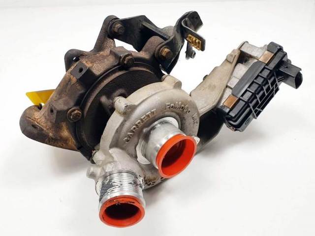 AX2Q6K682CA Land Rover