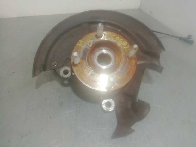 Czop (zwrotnica) przedni lewy AY1C3K171BA FORD