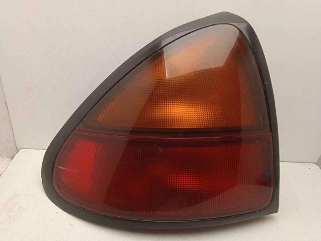 Kupić Lampa zespolona tylna lewa Mazda 323 V BA w dobrej cenie
