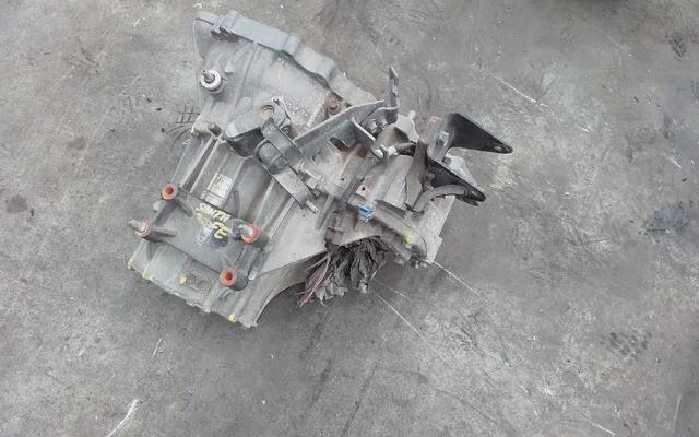 Mechaniczna skrzynia biegów w komplecie Hyundai Santa Fe 1 SM