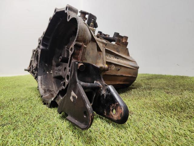 Mechaniczna skrzynia biegów w komplecie Hyundai Santa Fe 1 SM