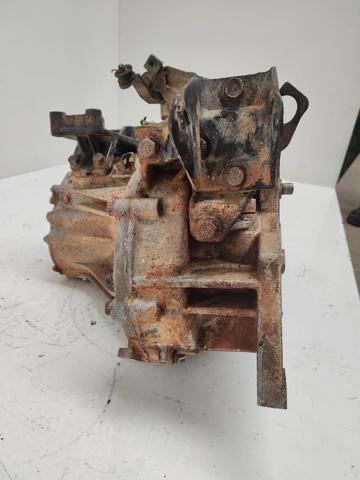 Mechaniczna skrzynia biegów w komplecie Hyundai Santa Fe 1 SM