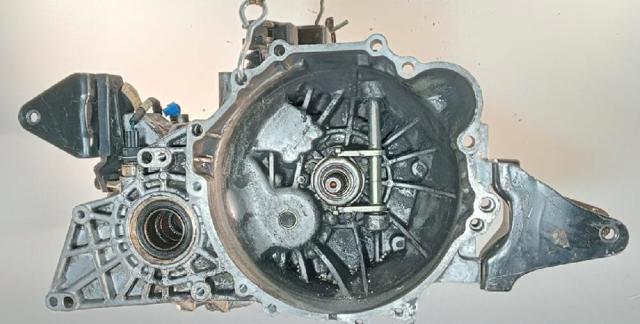 Mechaniczna skrzynia biegów w komplecie Hyundai Santa Fe 1 SM