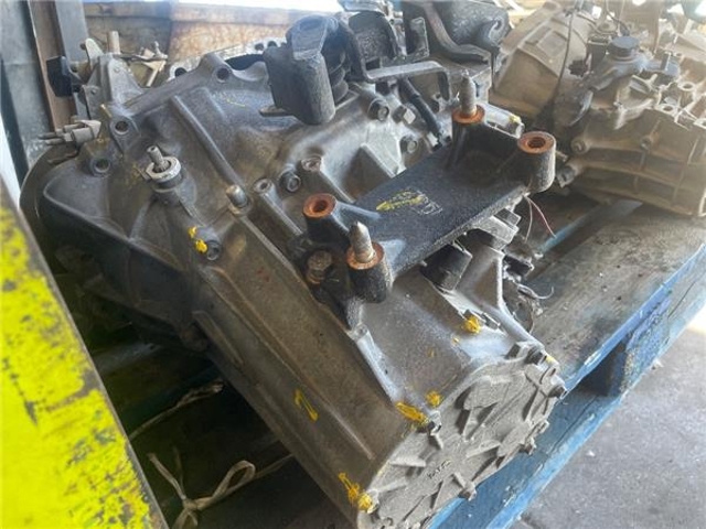 Mechaniczna skrzynia biegów w komplecie Hyundai Santa Fe 1 SM