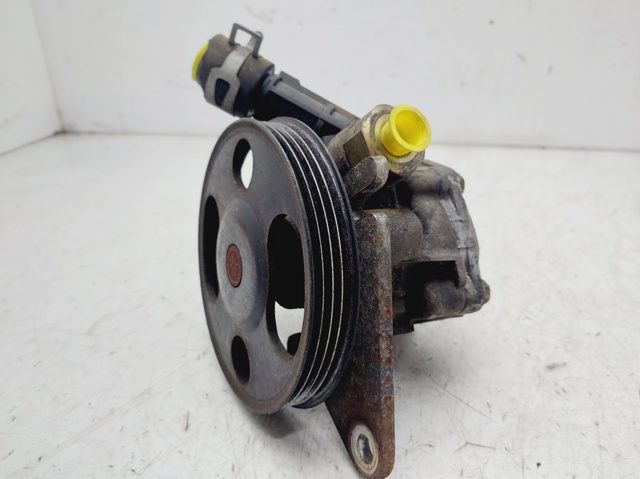 Pompa wspomagania hydraulicznego kierownicy do Mazda 323 BA
