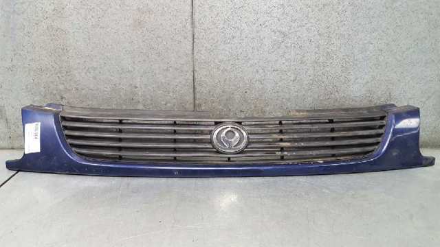 Atrapa chłodnicy do Mazda 323 BJ