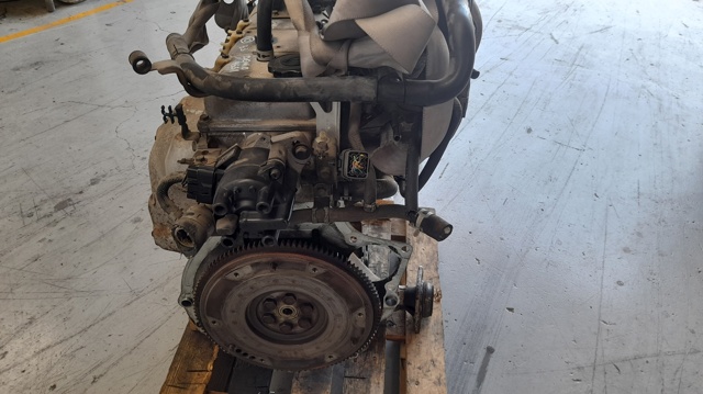 Silnik w komplecie B3 MAZDA