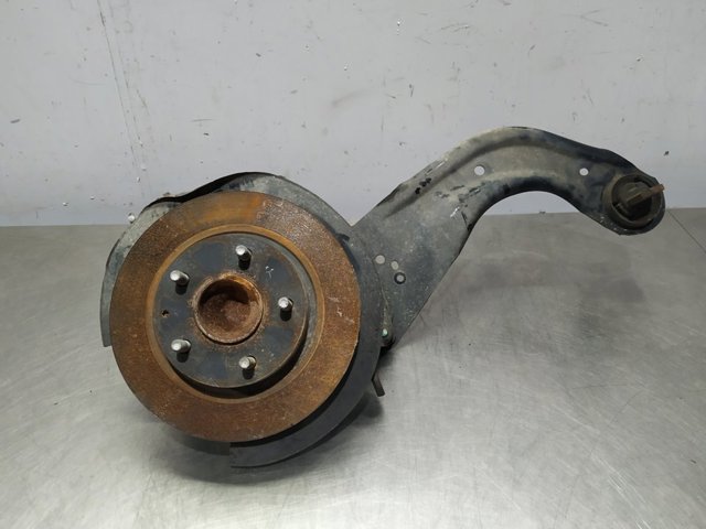 Piasta tylna B45A2615X MAZDA