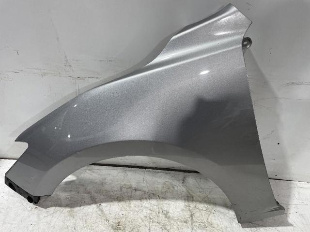 Błotnik przedni lewy B45A52211B MAZDA