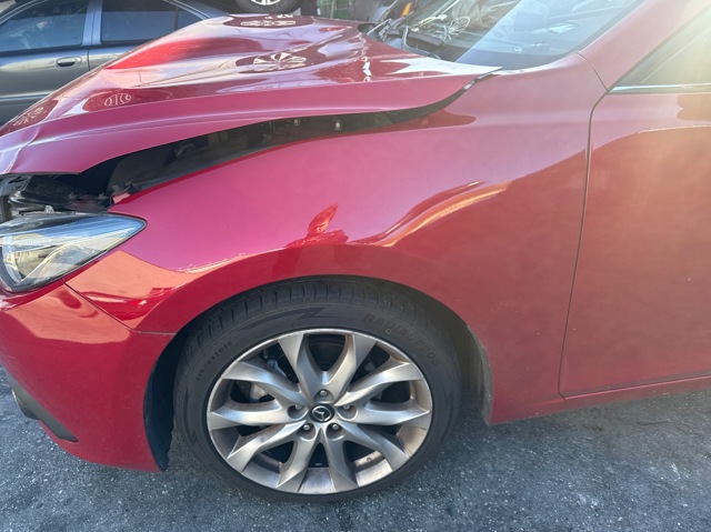 Błotnik przedni lewy B45A52211B MAZDA