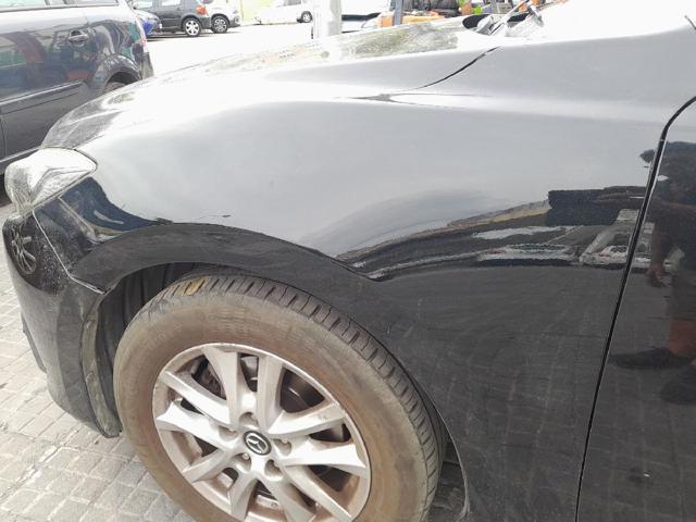 Błotnik przedni lewy B45A52211B MAZDA