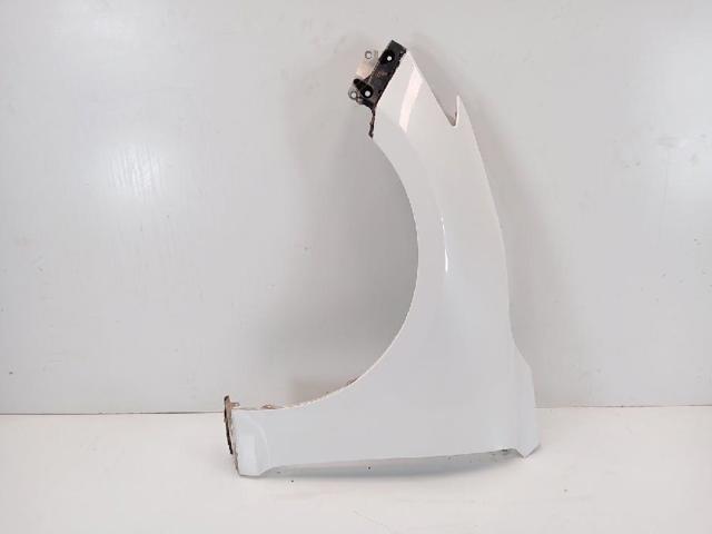 Błotnik przedni lewy B45A52211B MAZDA