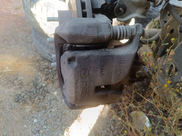 B4Y73398ZB Mazda