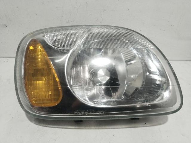Reflektor prawy B60101F511 NISSAN