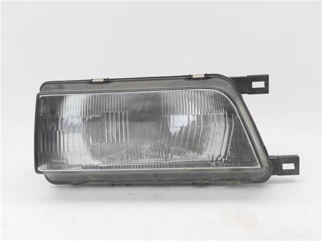 Reflektor prawy Nissan Sunny 3 N14