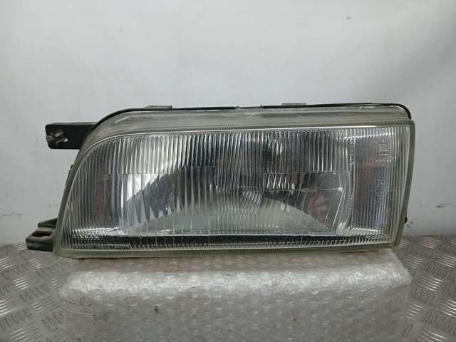 Reflektory Nissan Sunny