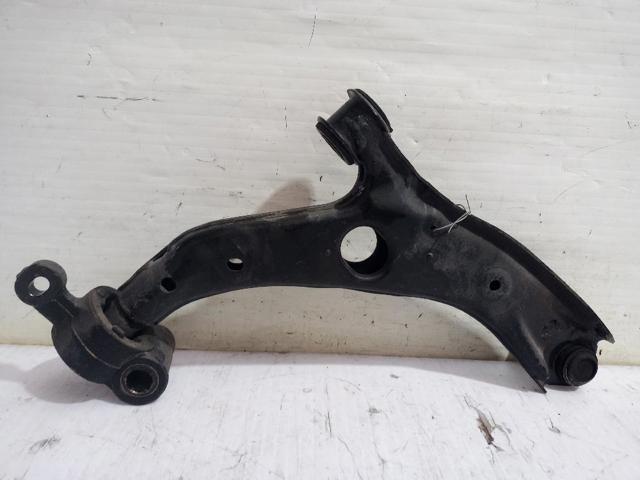 Wahacz zawieszenia przedniego dolny lewy B60P34350 MAZDA