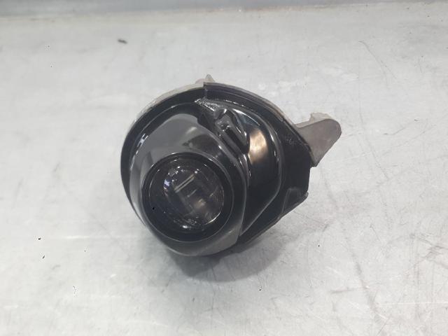 Lampa przeciwmgielna lewa B63B51690 MAZDA
