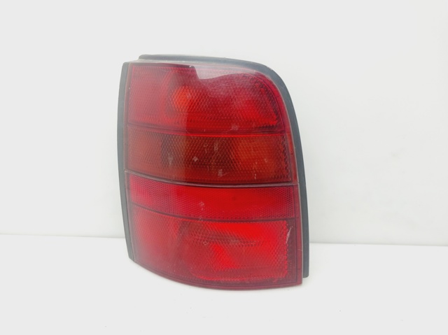 Lampa zespolona tylna lewa B65555F301 NISSAN