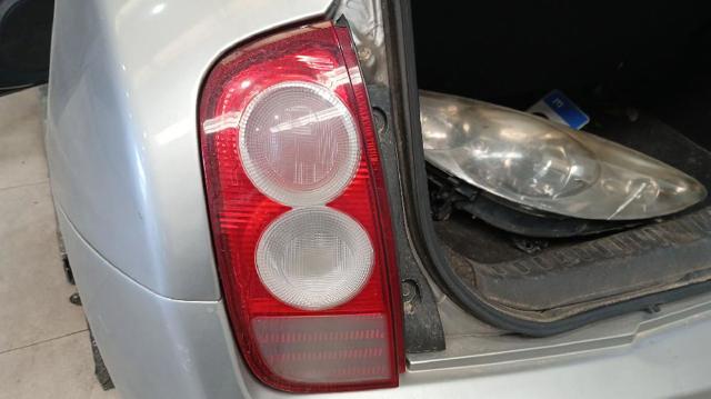 Lampa zespolona tylna lewa B6555AX720 NISSAN