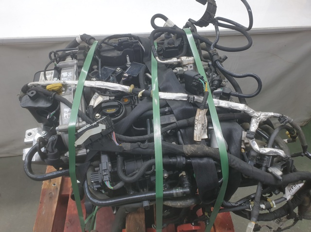 Silnik w komplecie B7DA FORD