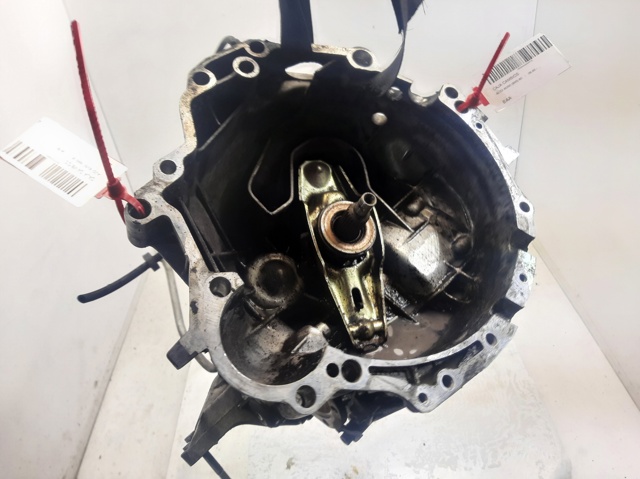 Mechaniczna skrzynia biegów w komplecie do Audi 80 8C5