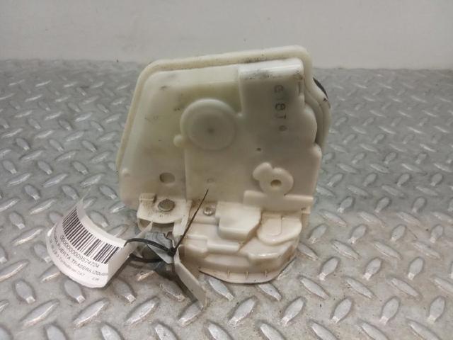 Zamek drzwi tylnych lewych Mazda 3 BL