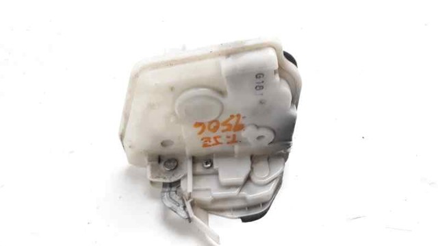 Zamek drzwi tylnych lewych Mazda 3 BL