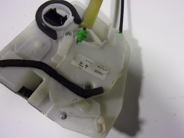 Zamek drzwi tylnych lewych Mazda 3 BL