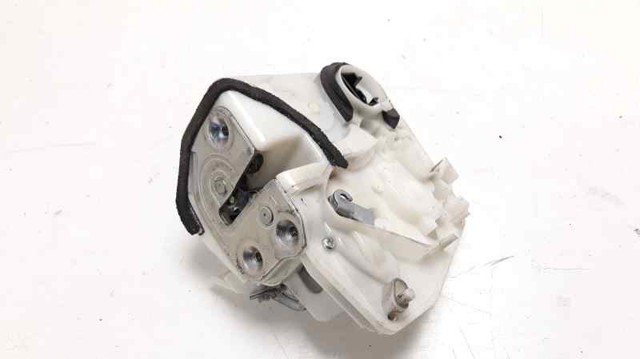 Zamek drzwi tylnych lewych Mazda 3 BL