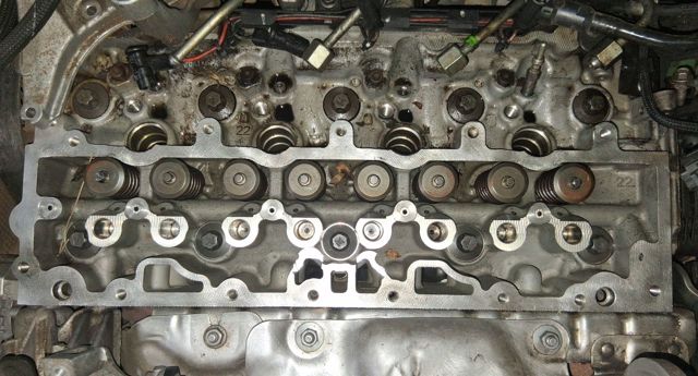 Silnik w komplecie BH02 PEUGEOT