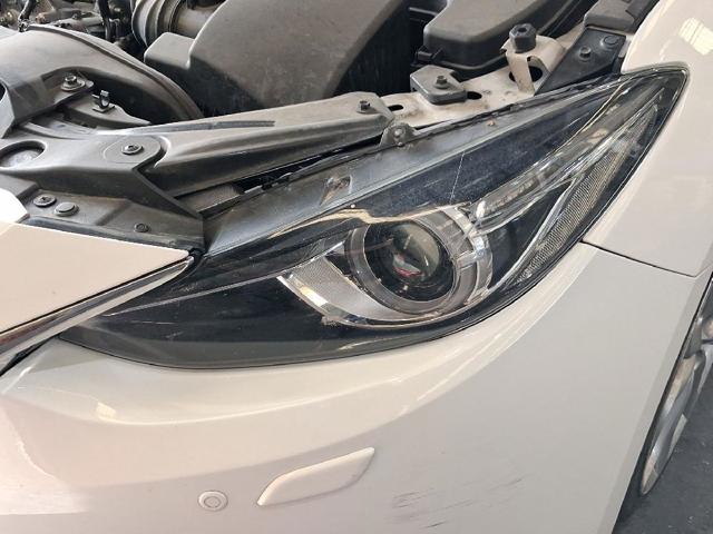 Reflektor lewy BHR1510L0A MAZDA