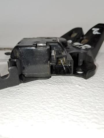 Zamek klapy bagażnika (3/5 drzwi tylnych) Mazda 3 BL