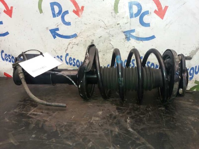 Amortyzator przedni prawy BJ3D34700C MAZDA