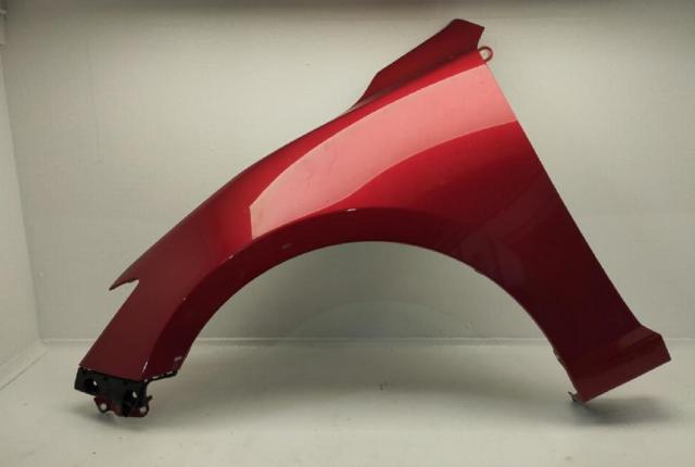 Błotnik przedni lewy BJS752211 MAZDA