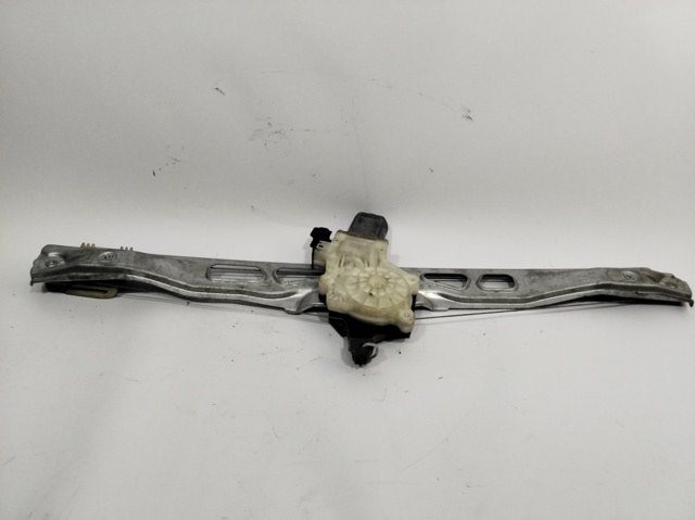 Mechanizm podnoszenia szyby drzwi przednich prawych BK21V23200BD FORD