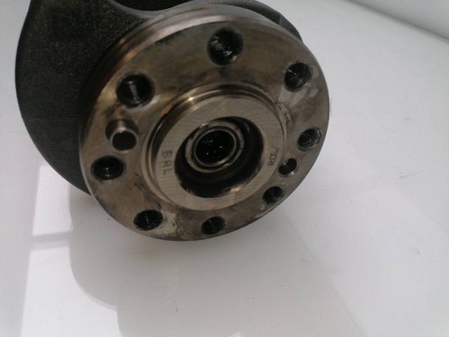 Wał korbowy silnika Ford Mondeo 3 BWY